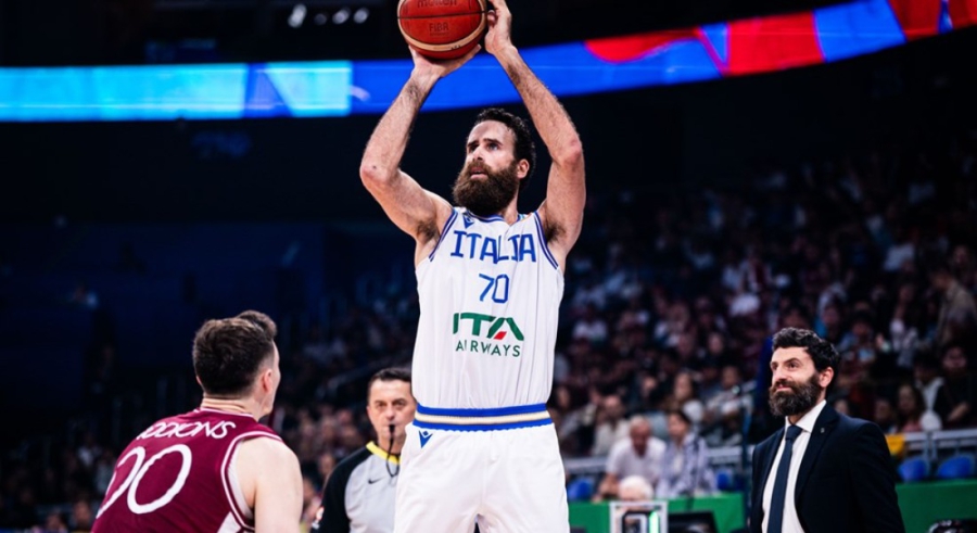 Ντατόμε: Ο «καπιτάνο» της Ιταλίας έμοιαζε... ασταμάτητος στο πρώτο ημίχρονο με τη Λετονία (video)