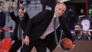 Τόμιτς: «Στόχος είναι η τετράδα, είμαι χαρούμενος για τα νέα παιδιά» (video)