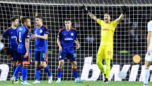 Καραμπάγκ - Ολυμπιακός 0-0: Βελτιωμένος, αλλά χωρίς νίκη, κοιτάζει μόνο... Conference League! (video)