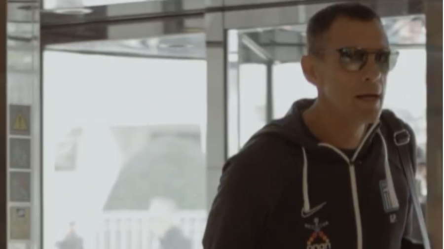 Εθνική Ελλάδας: Πρώτη συγκέντρωση των διεθνών στην Αθήνα, με φωτογραφίες και αυτόγραφα (video)