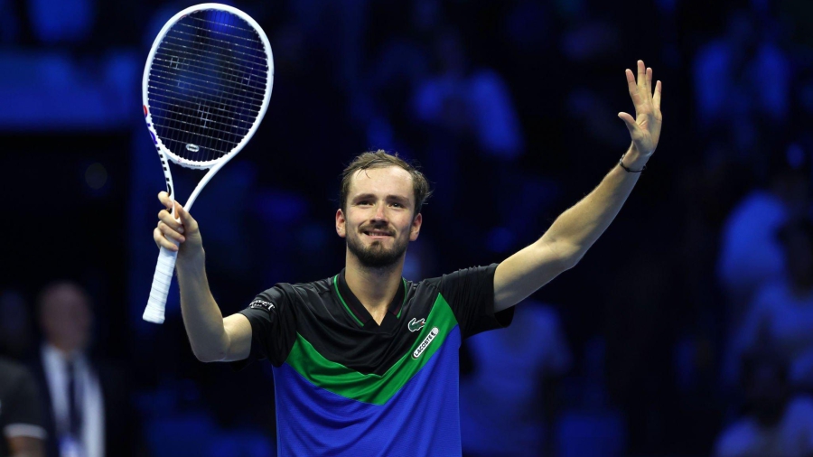 Δεν χάνει σετ ο Μεντβέντεφ, στο 2.15 από το Pamestoixima.gr