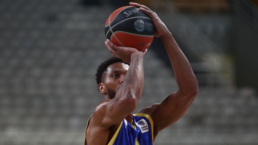 «Παρελθόν» από το Περιστέρι ο Τζούστον